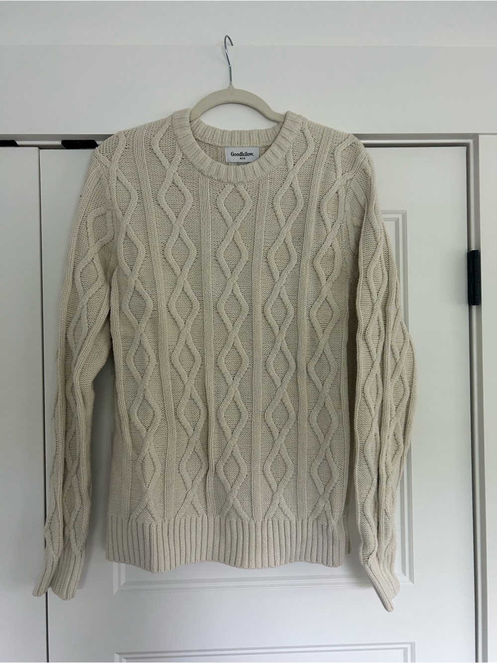 Goodfellow & Co Cream Cable-Knit Crewneck Sweater